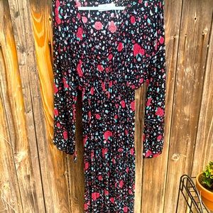 🌈House of Skye floral maxi M/L